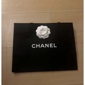 Chanel paper bag